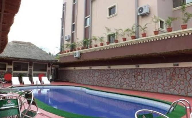 Casalinda Hotel & Gallery Resort Mobushipe المظهر الخارجي الصورة